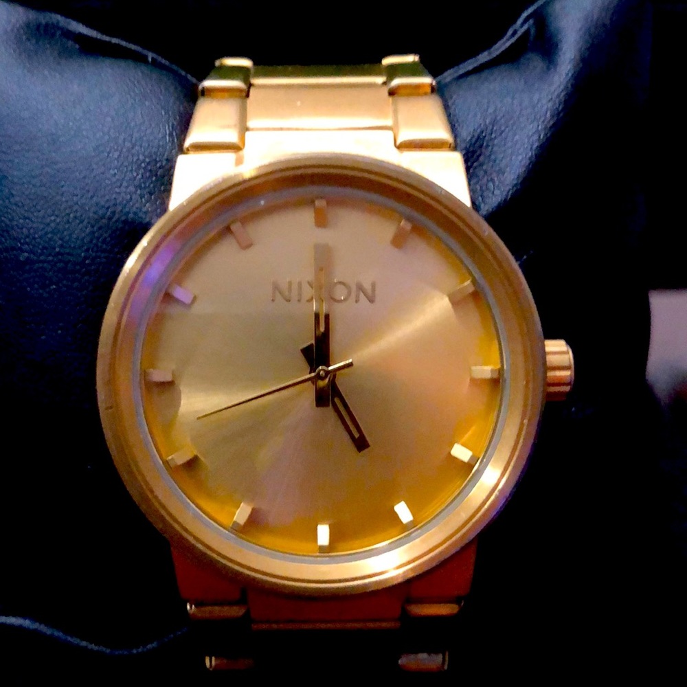Men’s Gold Nixon Watch